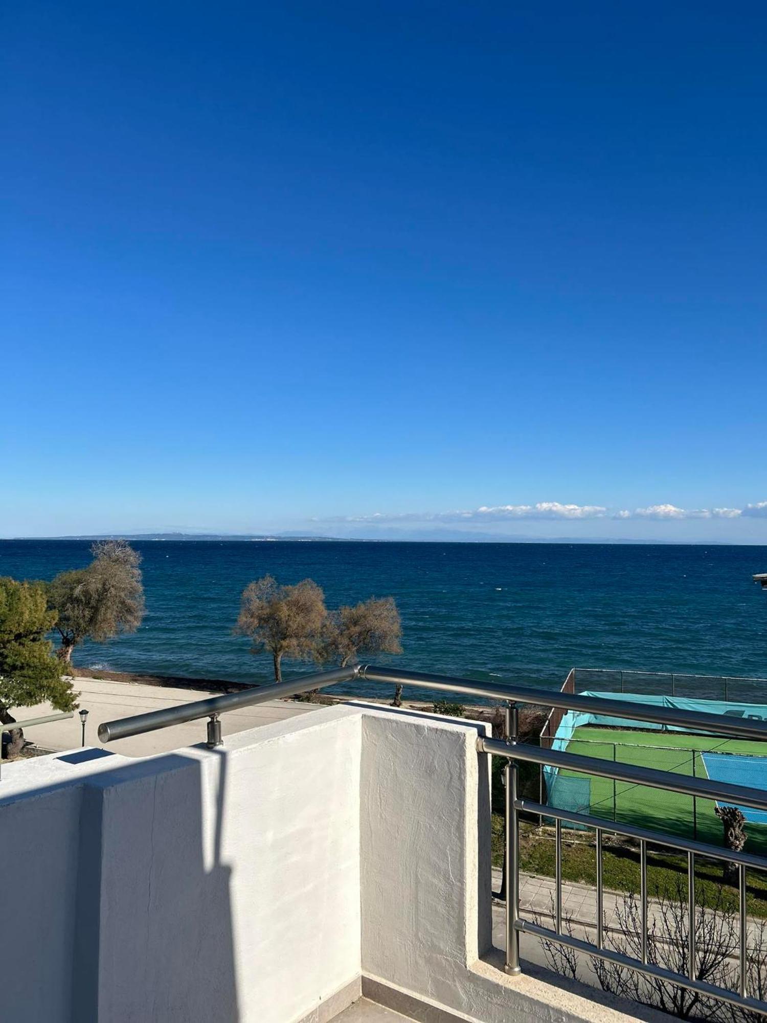 Emyria-Two-Floor Apartment With Roof Terrace Zakynthos Town Exterior photo